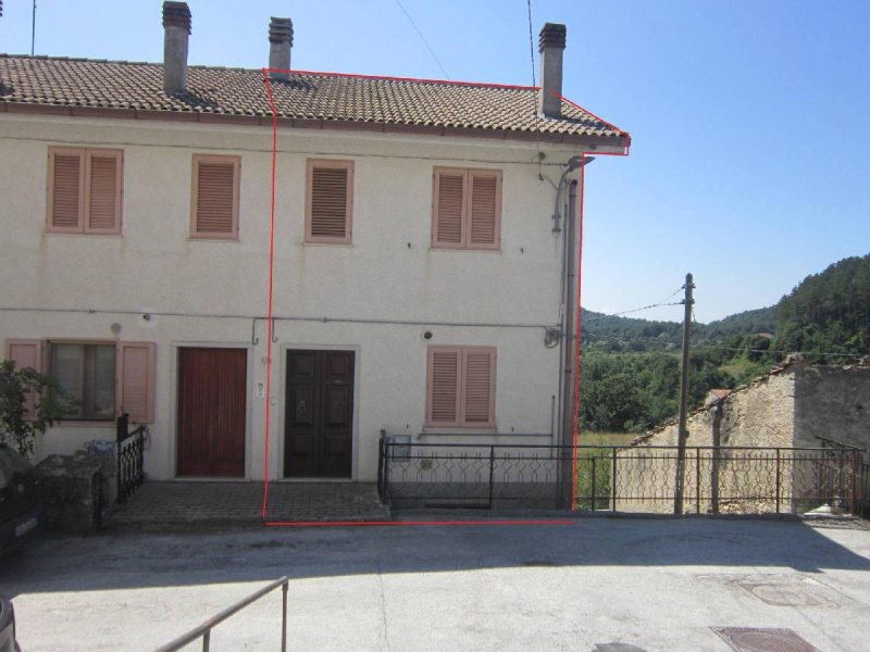 Maison individuelle à Vastogirardi