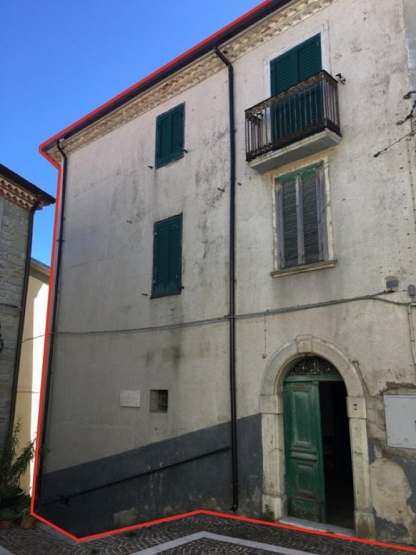 Casa indipendente a Belmonte del Sannio