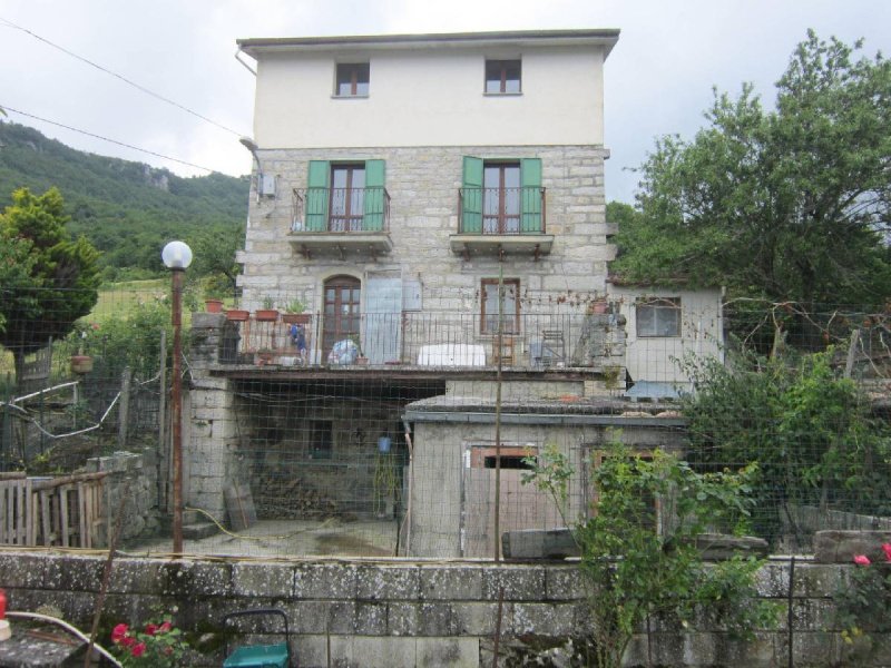 Casa independiente en Agnone