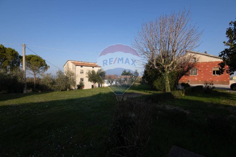 Casa de campo em Cingoli
