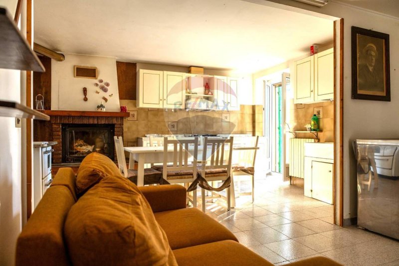 Maison jumelée à Cingoli