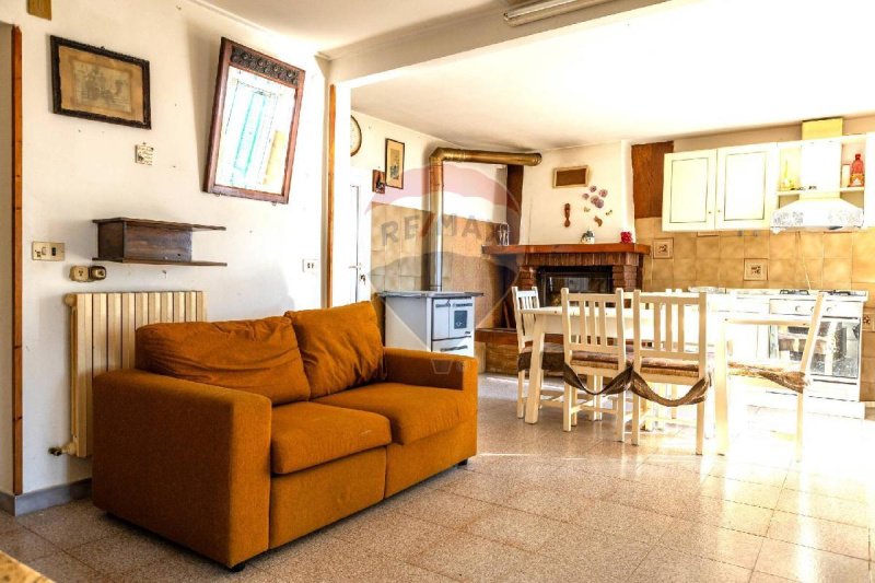 Maison jumelée à Cingoli