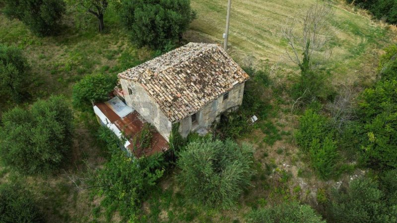 Casa de campo en Cingoli