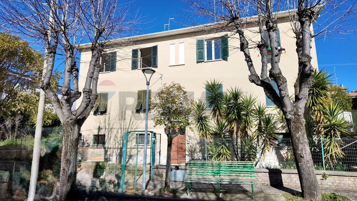 2 bedrooms apartment, 77 m² Montemarciano, Ancona (province) photo 4