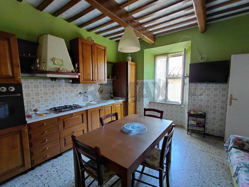 Maison jumelée à Fabriano