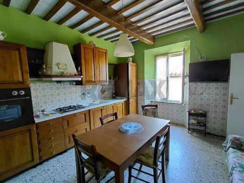 Maison jumelée à Fabriano