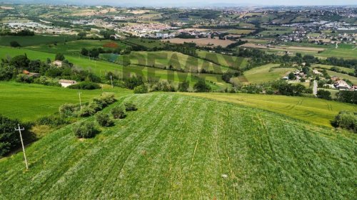 Building plot in Fermo
