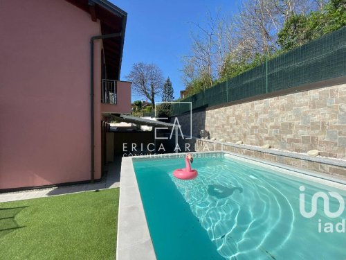 Terraced house in Rodero