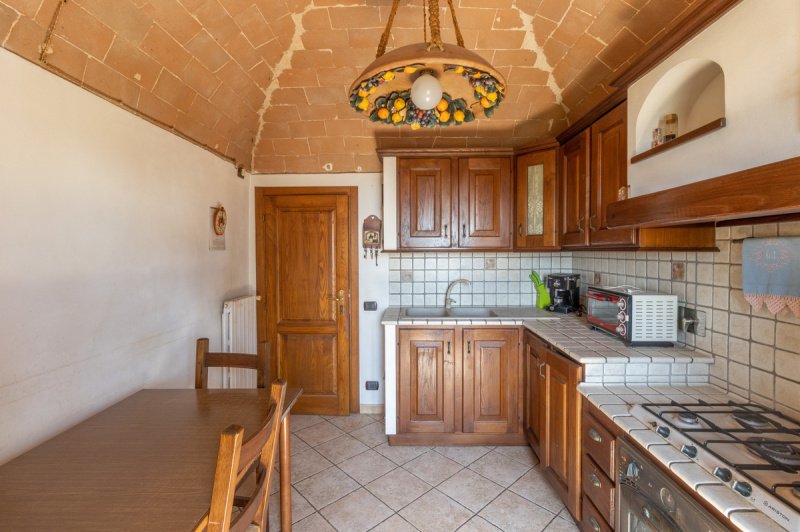 Apartment in Volterra