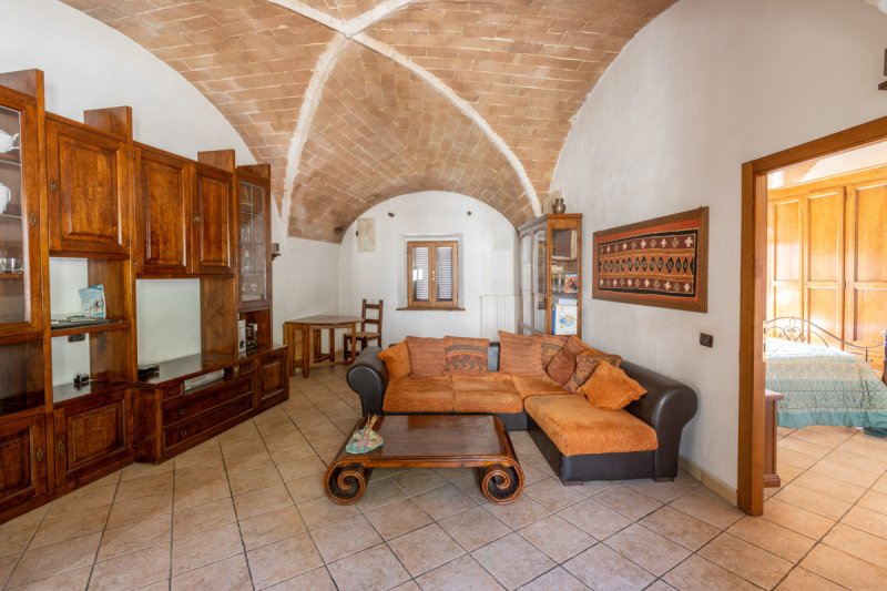 Apartment in Volterra