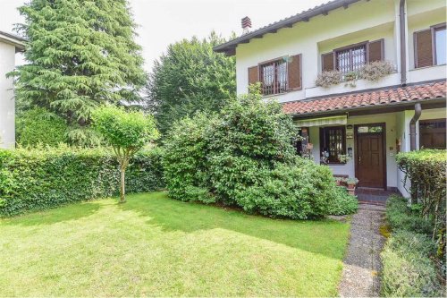 Villa in Appiano Gentile