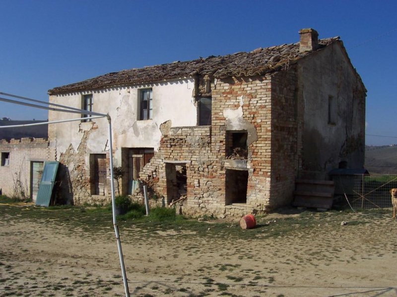 Bauernhaus in Monsampolo del Tronto