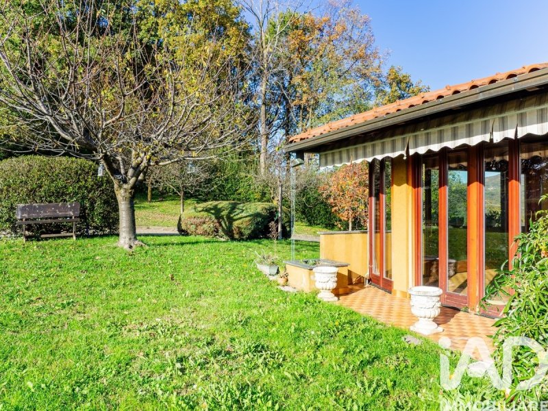 Villa i La Valletta Brianza