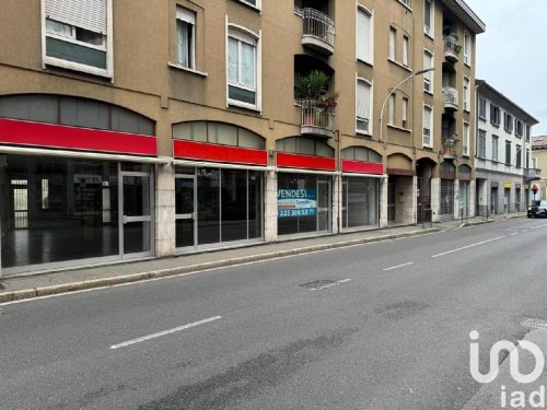 Commercial property in Seregno