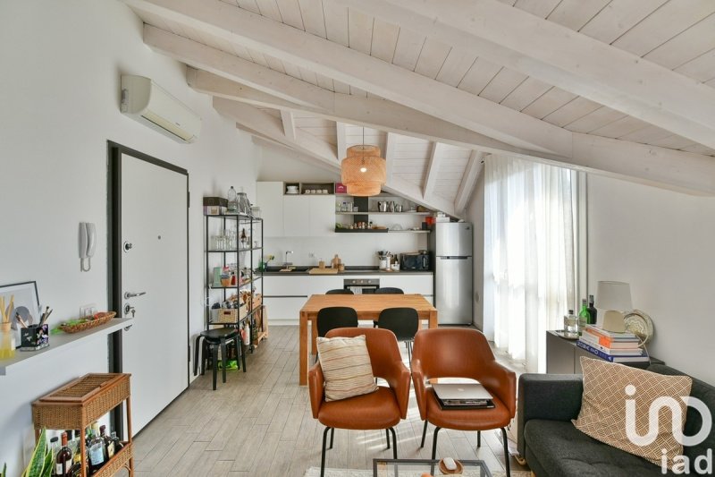 Apartamento em Carugo