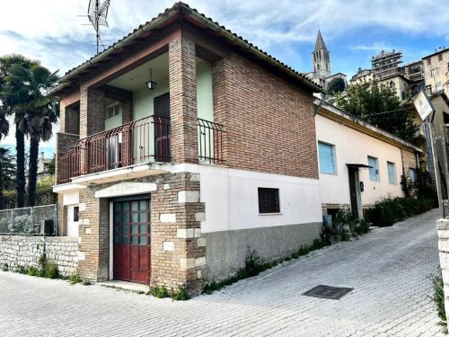 Einfamilienhaus in Todi