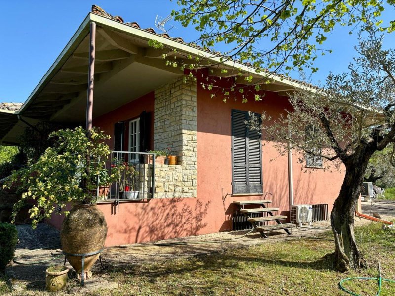 Einfamilienhaus in Gualdo Cattaneo