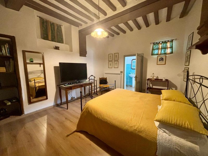 Apartamento histórico em Todi