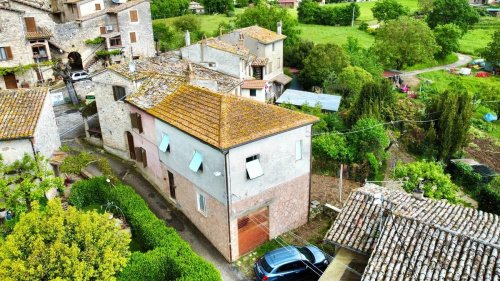 Semi-detached house in Massa Martana