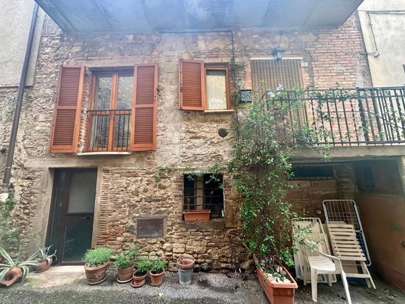 Wohnung in Todi