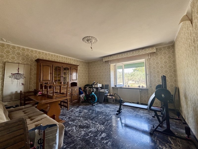 Особняк в Гуальдо-Каттанео