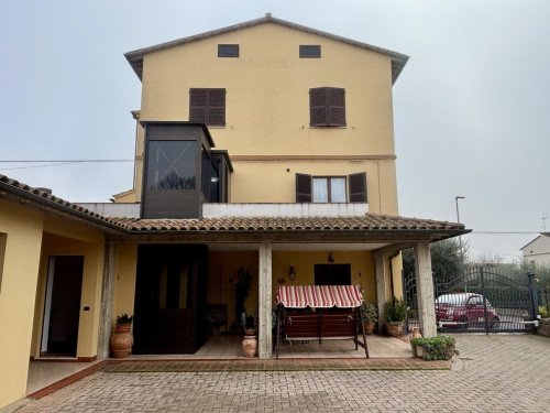 Apartamento em Todi