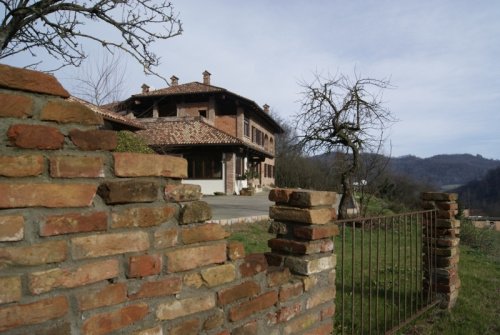 Country house in Cocconato