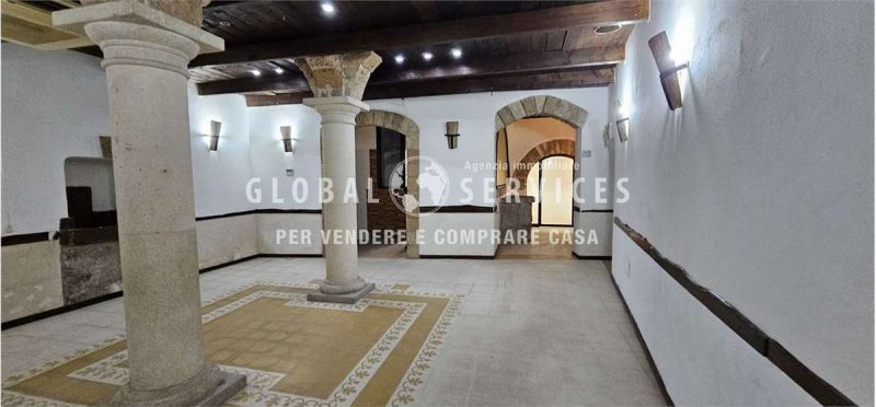 Коммерческая недвижимость в Альгеро