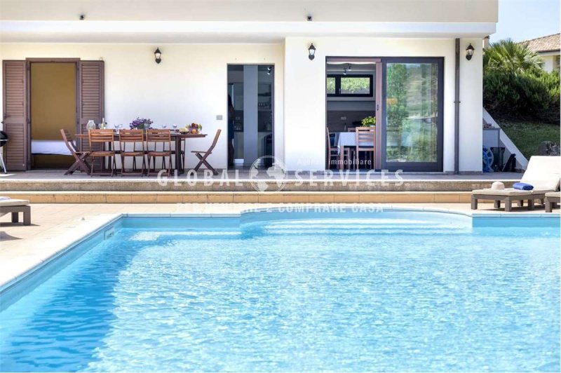 Вилла в Альгеро