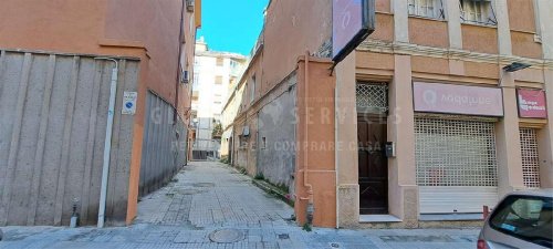 Inmueble comercial en Sassari