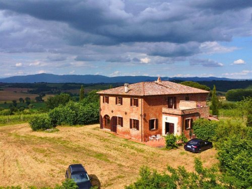 Farmhouse in Cortona