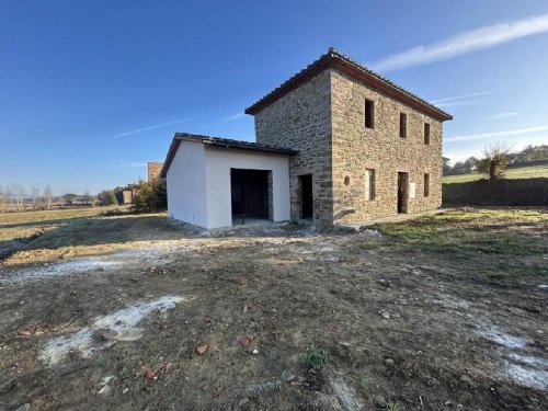 Отдельно стоящий дом в Монте-Сан-Савино