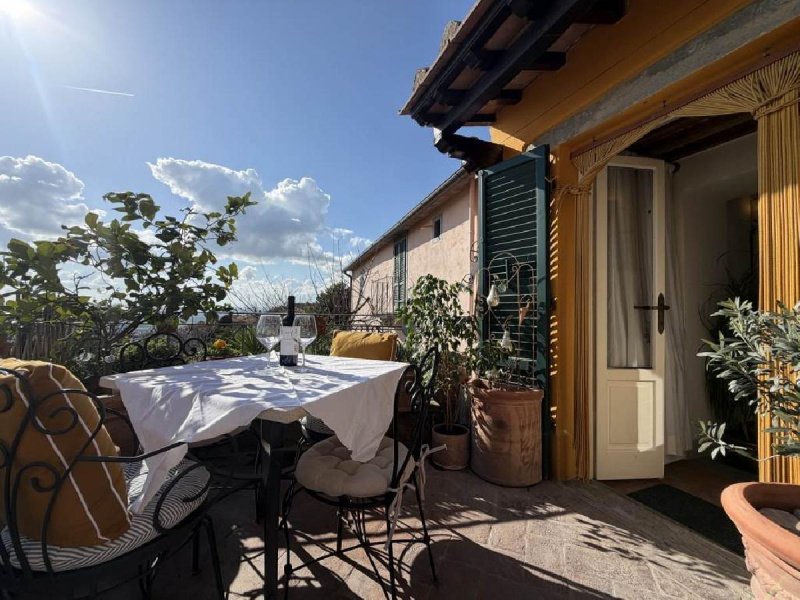 1 Bedroom Top-to-bottom house for sale in Cortona [810261] | Gate-away®