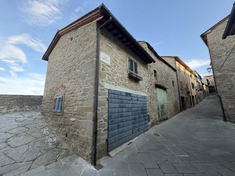 Hus från källare till tak i Cortona