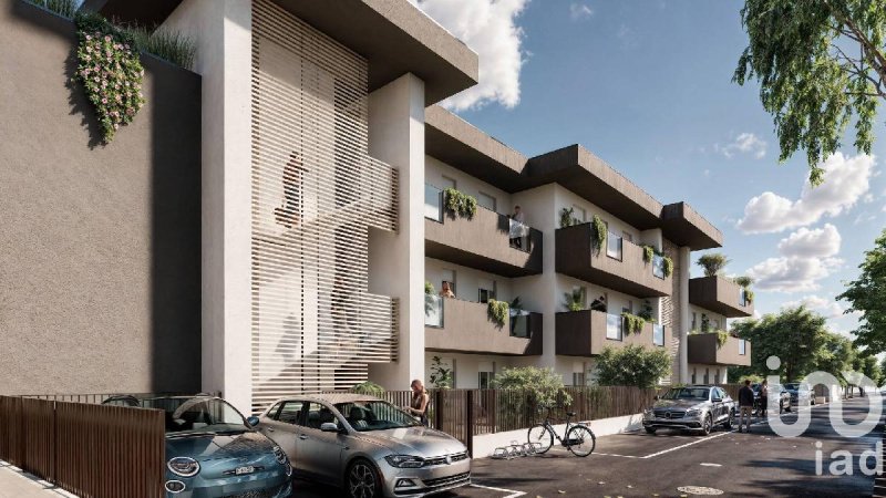 加尔达湖群滨代森扎诺公寓