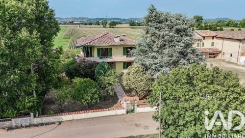 Villa in Castiglione delle Stiviere