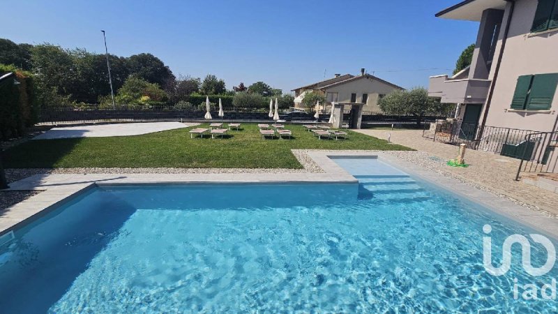 Villa in Castelnuovo del Garda