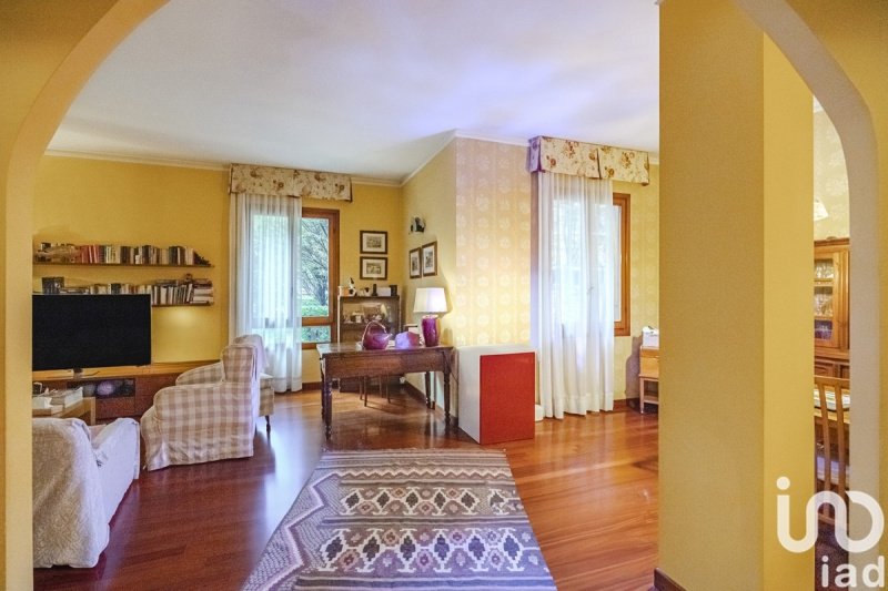 Apartamento em Milão