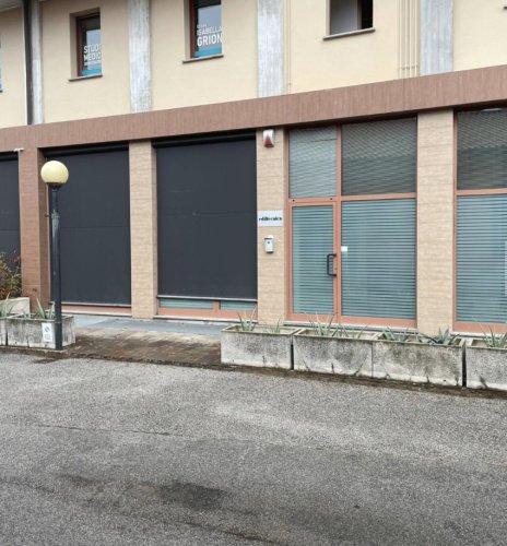 埃尔巴商业房产