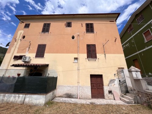 Casa semi indipendente a Castel Sant'Angelo