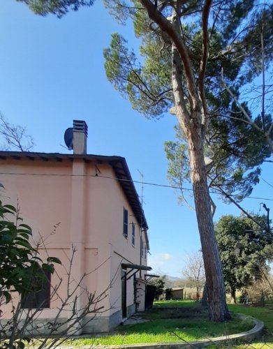Casa indipendente a Todi