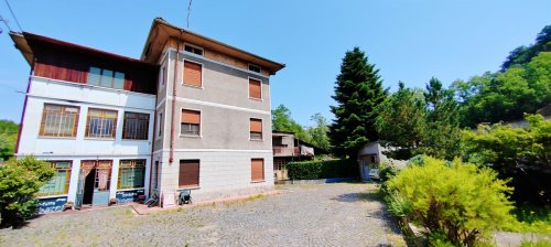 Vrijstaande woning in Curino