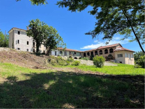 Farmhouse in Cinzano