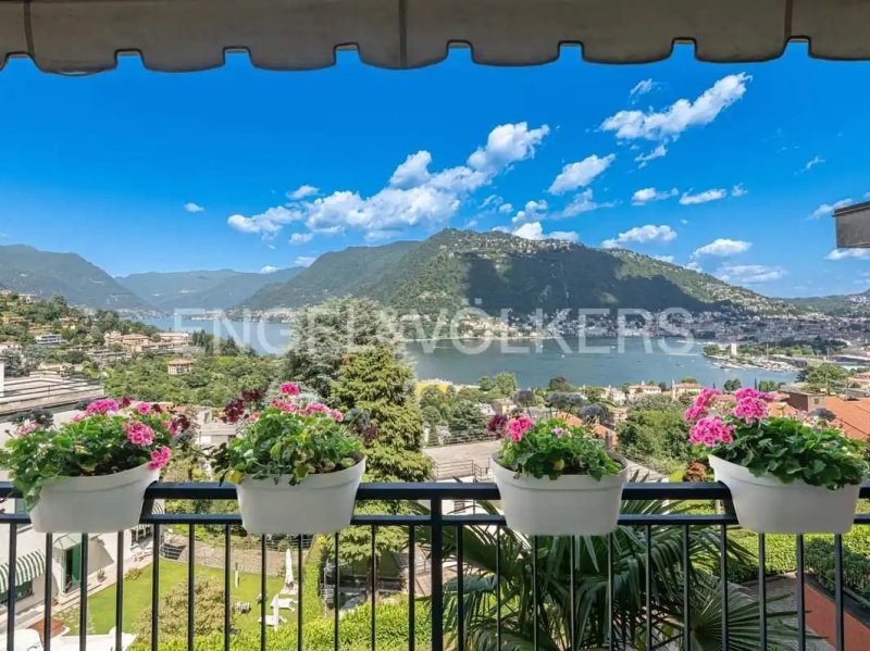 Terraced house in Como