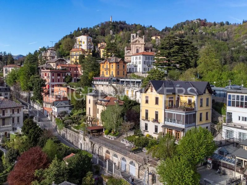 Appartement à Brunate