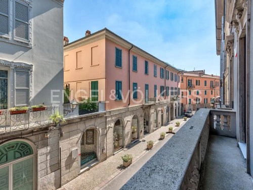 Historic apartment in Lecco