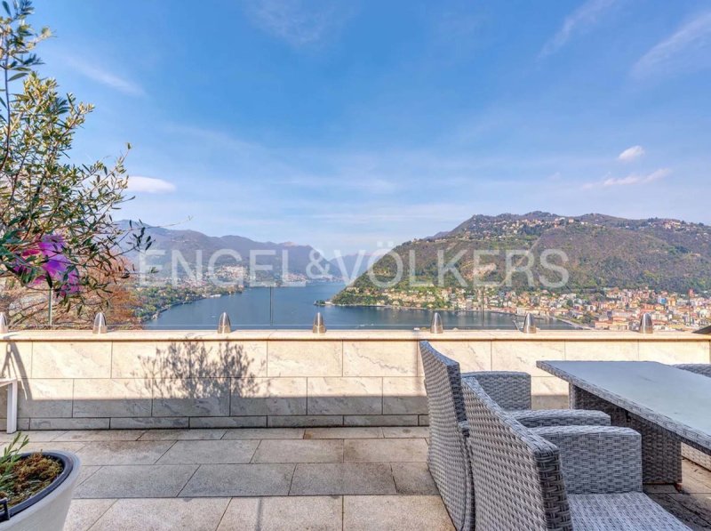 Penthouse in Como