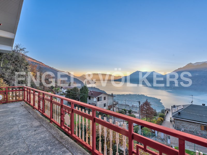 Casa independente em Dervio