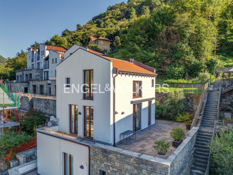 Casa semi indipendente a Bellano