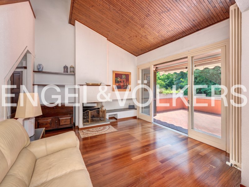 Moradia com terraço em Como